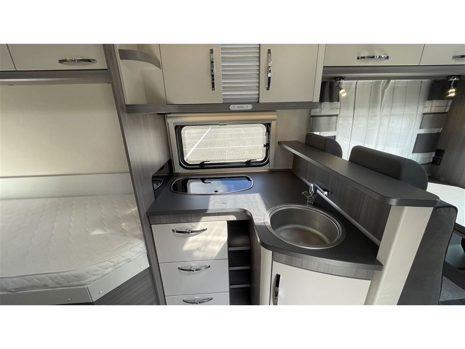 Hobby Optima On Tour T70 E
